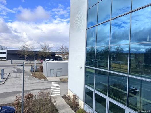 Bürofläche zur Miete 1.960 € 5 Zimmer 178,5 m² Bürofläche Burgweinting-Harting Regensburg 93055