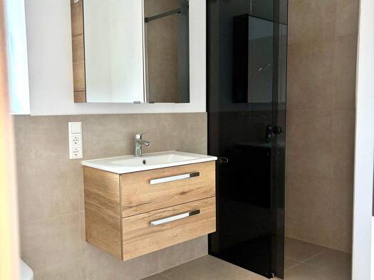 Wohnung zur Miete - Erstbezug 1.050 € 2 Zimmer 77 m² 1. Geschoss Aumühlweg 7 d Hacklberg Passau 94034