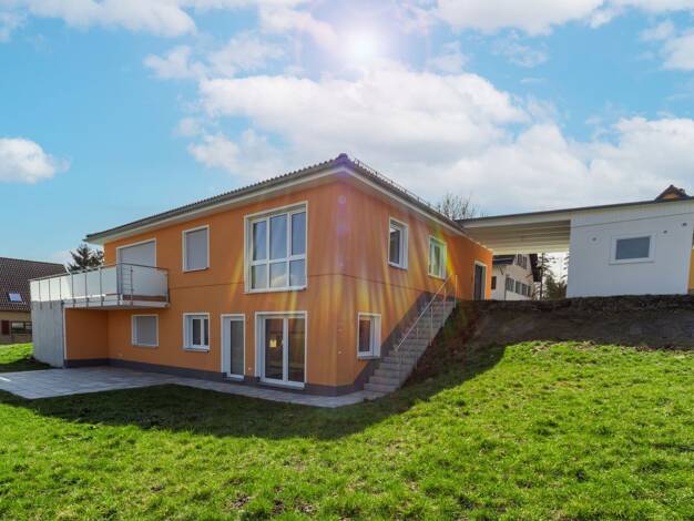 Einfamilienhaus zum Kauf 5 Zimmer 186,1 m² 1.194 m² Grundstück Eppendorf Eppendorf 09575