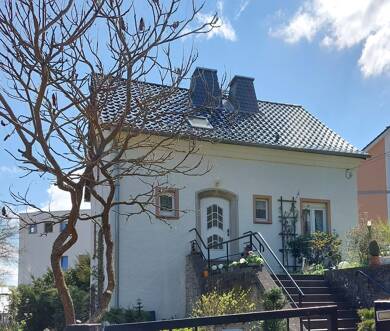 Einfamilienhaus zum Kauf 550.000 € 5 Zimmer 148 m² 679 m² Grundstück West Jena 07743