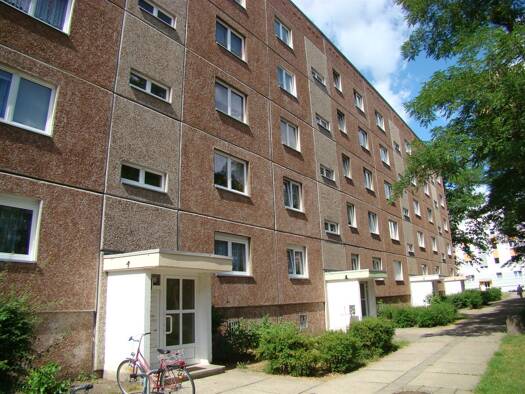 Wohnung zur Miete 327 € 3 Zimmer 59,4 m² 1. Geschoss frei ab sofort Maxim-Gorki-Ring 24 Neustrelitz Neustrelitz 17235
