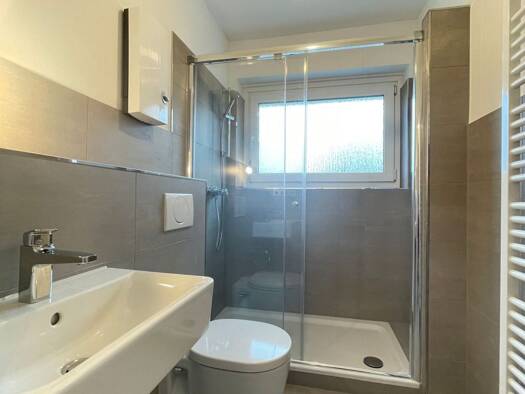 Wohnung zur Miete 776 € 3 Zimmer 76,2 m² 2. Geschoss frei ab 16.09.2025 Breslauer Str. 98 Frohnhausen Essen 45145