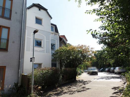 Mehrfamilienhaus zum Kauf provisionsfrei 365.000 € 8 Zimmer 195 m² 168 m² Grundstück frei ab sofort Lindenhof West 28237