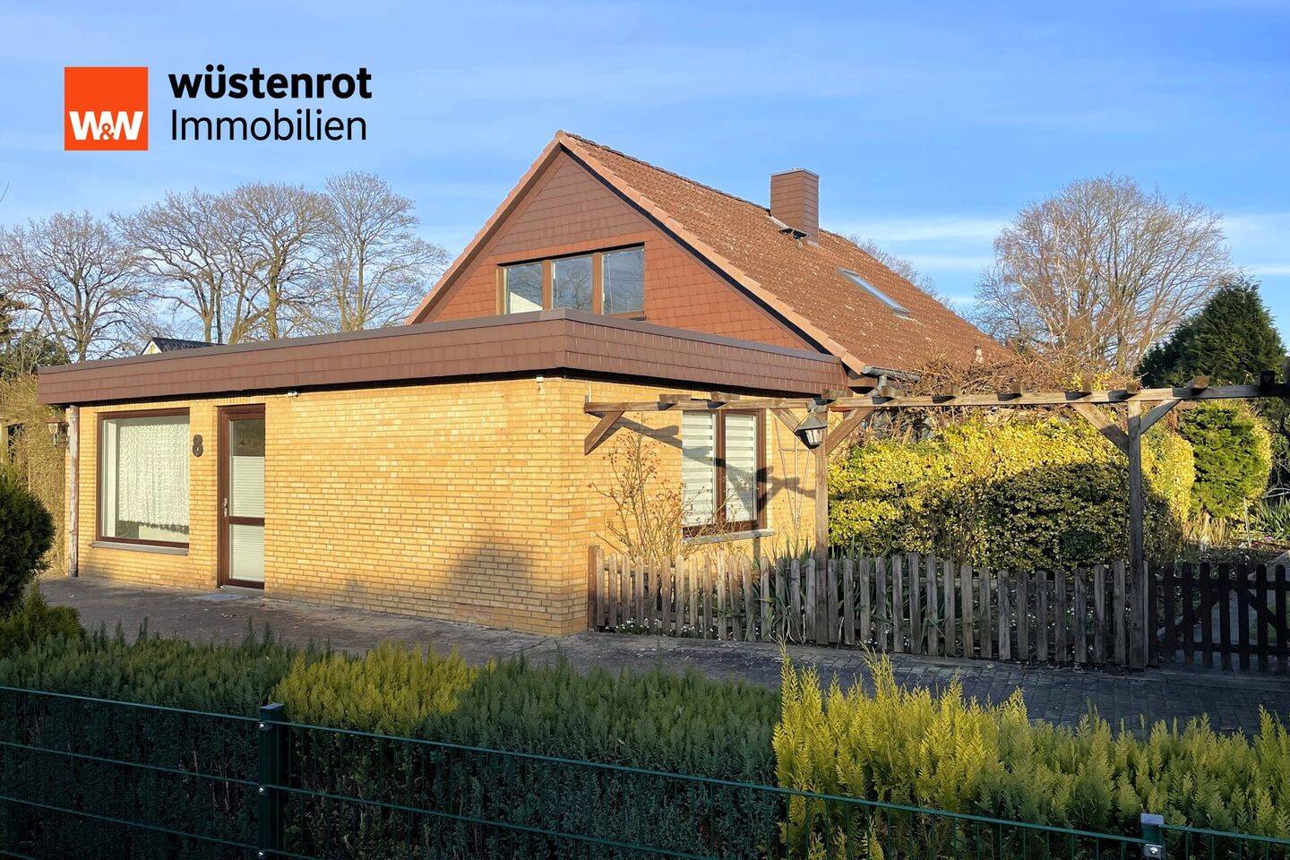 Immobilie in Wahlstedt - Sehr gepflegtes und großzügiges Ein- / Zweifamilienhaus (175 qm) auf toll angelegtem Grundstück in Wahlstedt - Bild 4