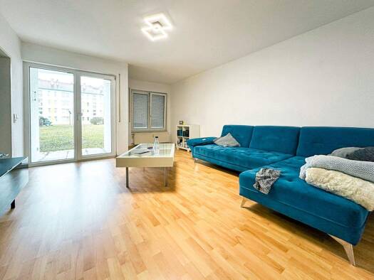 Wohnung zum Kauf 99.500 € 2 Zimmer 54,8 m² EG Taucha 04425