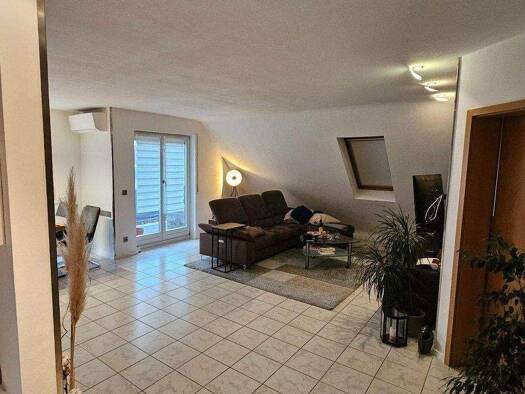 Wohnung zur Miete 1.140 € 3 Zimmer 77 m² 2. Geschoss Windecken Nidderau 61130