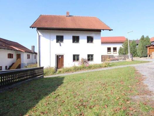 Einfamilienhaus zum Kauf provisionsfrei 99.000 € 7 Zimmer 120 m² 178 m² Grundstück Rattenberg Rattenberg 94371