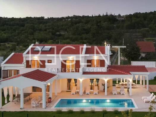 Haus zum Kauf 1.280.000 € 5 Zimmer 2 m² Šestanovac