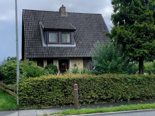 Haus zum Kauf 298.000 € 3,5 Zimmer 125 m² 652 m² Grundstück frei ab sofort Bokholt-Hanredder 25335