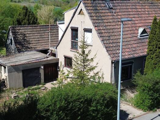 Doppelhaushälfte zum Kauf provisionsfrei 95.000 € 5 Zimmer 97 m² 1.287 m² Grundstück frei ab sofort Eisdorfer Straße 17 Bennstedt Salzatal 06198