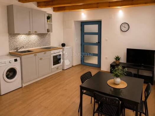 Wohnung zum Kauf 99.700 € 2 Zimmer 31 m² Korcula Korčula