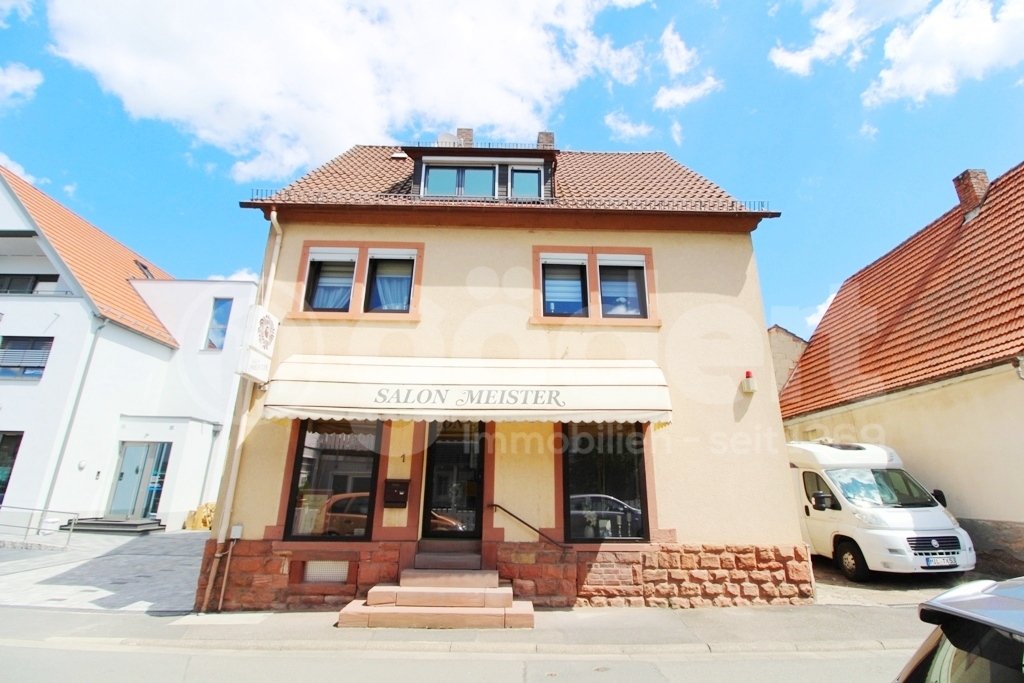 Haus zum Kauf provisionsfrei 535.000 € 9 Zimmer 132 m²<br/>Wohnfläche 520 m²<br/>Grundstück Elsenfeld Elsenfeld 63820