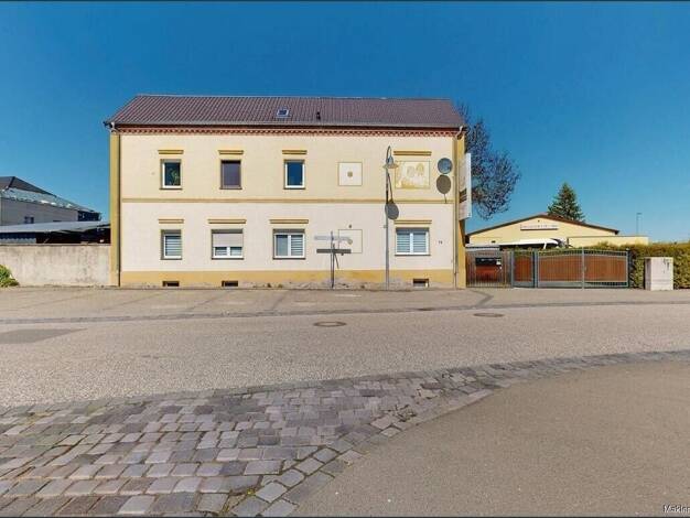 Mehrfamilienhaus zum Kauf provisionsfrei 210.000 € 10 Zimmer 265,8 m² 1.029 m² Grundstück Lindenallee 28 Lutherstadt Eisleben Eisleben 06295
