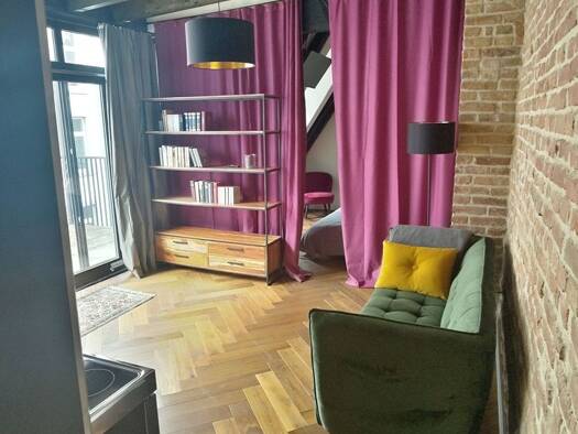 Wohnung zur Miete 1.250 € 1,5 Zimmer 40 m² Geschoss 2/3 frei ab sofort Bockenheim Frankfurt am Main 60487