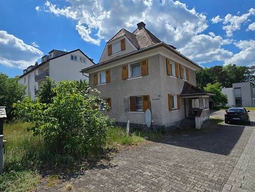 Einfamilienhaus zum Kauf als Kapitalanlage geeignet 369.000 € 9 Zimmer 190 m² 850 m² Grundstück Münchener Straße 104 Roth 91154