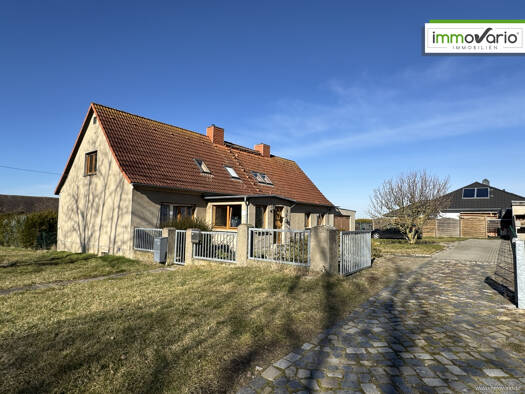 Einfamilienhaus zum Kauf 249.000 € 10 Zimmer 224 m² 1.327 m² Grundstück Henneberger Weg 8 Blumenberg Wanzleben / Blumenberg 39164