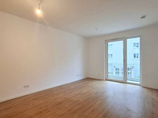 Wohnung zur Miete 1.319 € 4 Zimmer 82,4 m² 1. Geschoss Brigitte-Reimann-Straße 23 Hellersdorf Berlin 12629