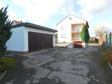 Mehrfamilienhaus zum Kauf 600.000 € 6 Zimmer 156 m² 2.098 m² Grundstück frei ab sofort Frieda-Forster-Straße 40 Straßberg Bobingen 86399