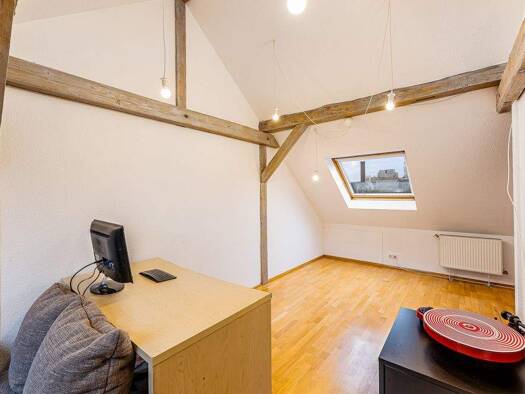 Wohnung zum Kauf 245.000 € 2,5 Zimmer 60,2 m² 5. Geschoss Bad Cannstatt Stuttgart 70372