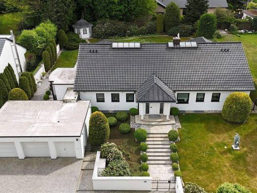 Einfamilienhaus zum Kauf 7 Zimmer 332 m² 1.592 m² Grundstück Rabenberg Wolfsburg 38444