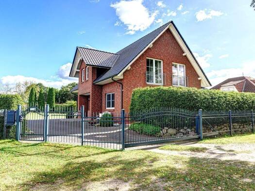 Haus zum Kauf 689.000 € 4 Zimmer 149 m² 1.227 m² Grundstück frei ab sofort Trelde Buchholz in der Nordheide 21244