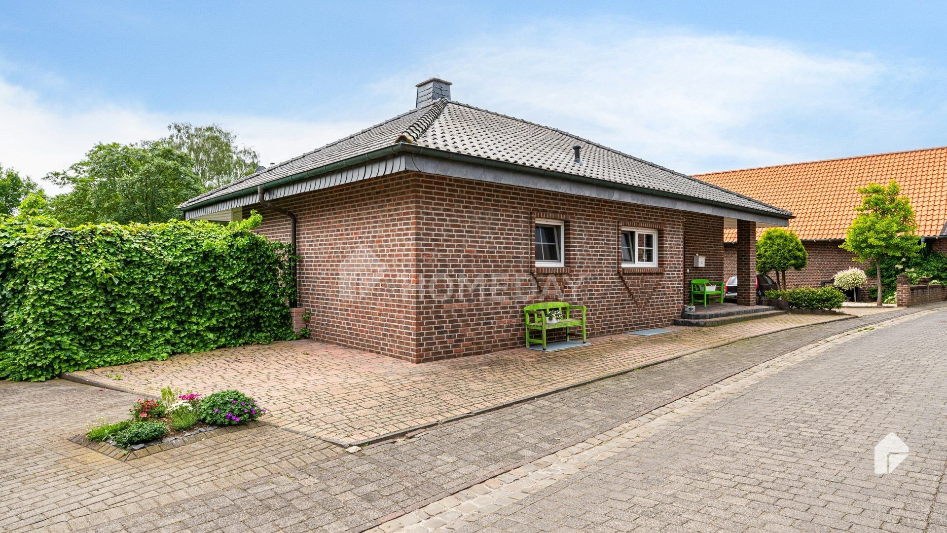 Bungalow zum Kauf 489.000 € 5 Zimmer 130,3 m²<br/>Wohnfläche 428 m²<br/>Grundstück Brüggen Brüggen 41379