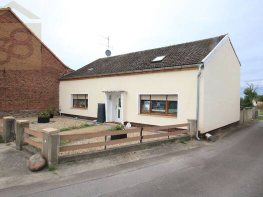 Einfamilienhaus zum Kauf 169.900 € 4 Zimmer 130 m² 670 m² Grundstück Calvörde 39359