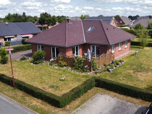 Einfamilienhaus zum Kauf 499.000 € 7 Zimmer 185,1 m² 853 m² Grundstück Langenhorn 25842