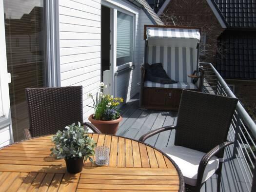 Maisonette zur Miete 1.980 € 4 Zimmer 106 m² Geschoss 1/2 frei ab sofort Westerland Sylt 25980