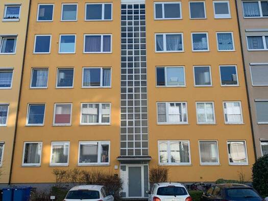 Wohnung zum Kauf 330.000 € 3 Zimmer 80 m² 2. Geschoss Wollmatingen Konstanz 78467
