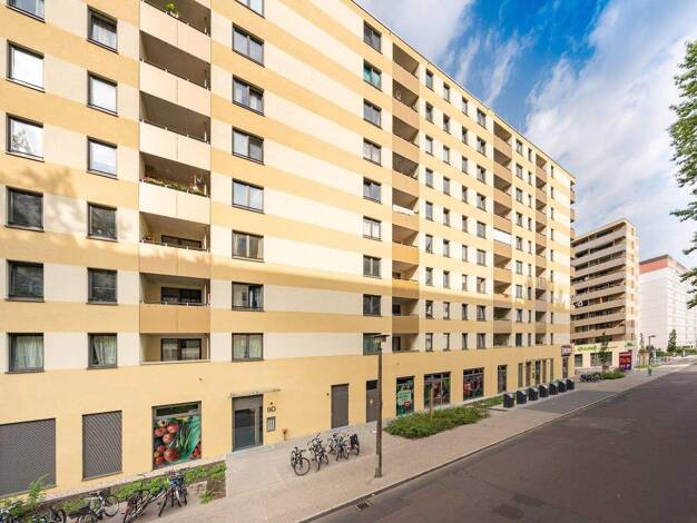 Wohnung zur Miete nur mit Wohnberechtigungsschein 374 € 1 Zimmer 44,5 m² 8. Geschoss frei ab sofort Dolgenseestr. 9d Friedrichsfelde Berlin 10319