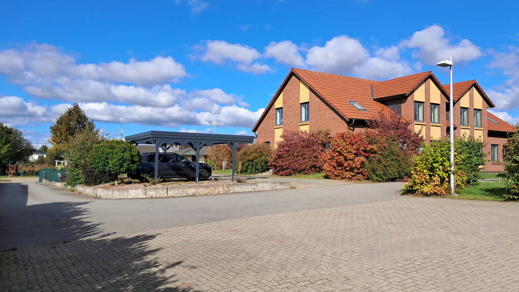 Doppelhaushälfte zum Kauf provisionsfrei 499.500 € 5 Zimmer 203 m² 1.185 m² Grundstück frei ab sofort Zum Kirschenhof 16 C Warnitz Schwerin 19057