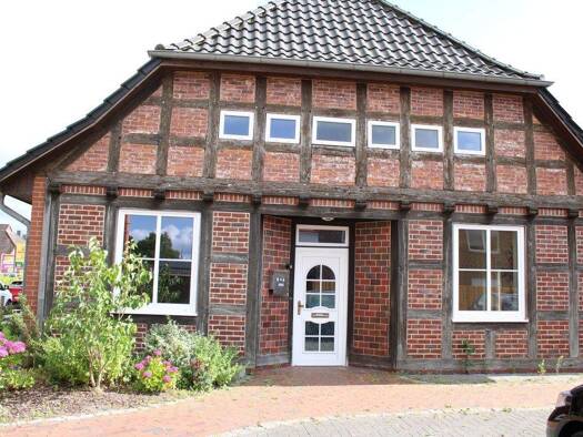 Mehrfamilienhaus zum Kauf 399.000 € 10 Zimmer 337 m² 900 m² Grundstück Visselhövede 27374