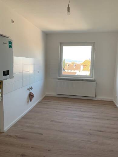Wohnung zur Miete 600 € 3 Zimmer 92,3 m² 2. Geschoss frei ab sofort Grimmenstein 21 Holzminden Holzminden 37603
