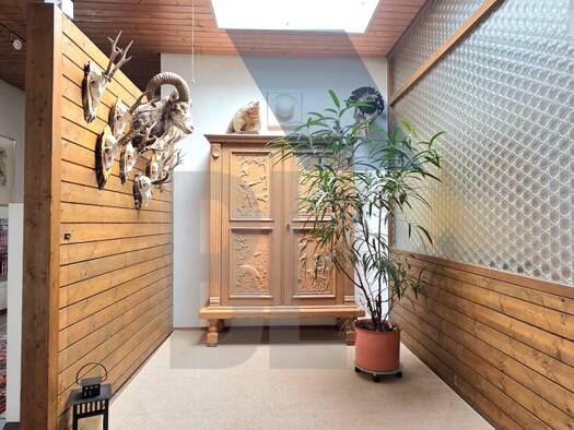 Einfamilienhaus zum Kauf 627.000 € 8 Zimmer 265 m² 908 m² Grundstück frei ab sofort Maulbronn Maulbronn 75433