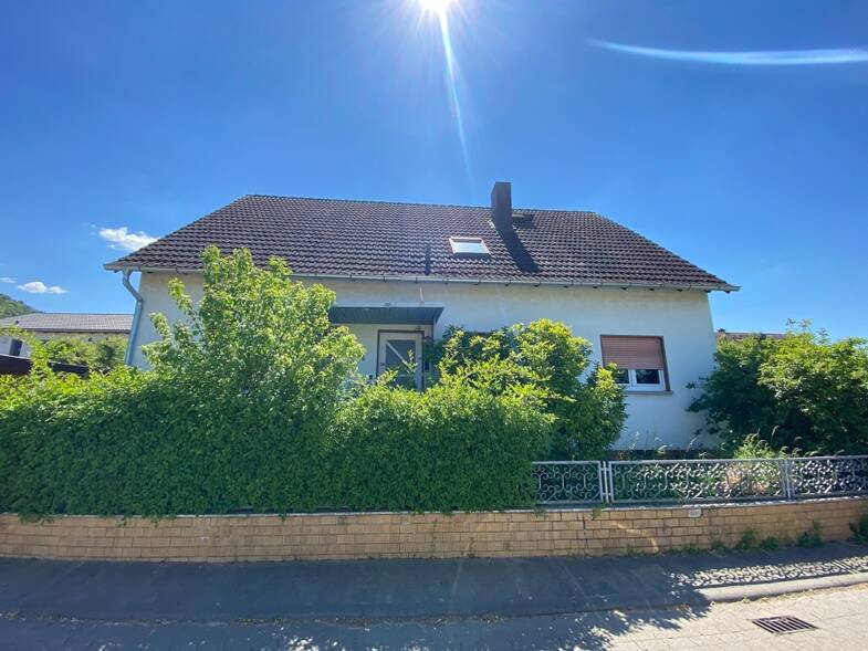 Mehrfamilienhaus zum Kauf provisionsfrei 448.000 € 8 Zimmer 169 m² 338 m² Grundstück Zwingenberg Zwingenberg 64673