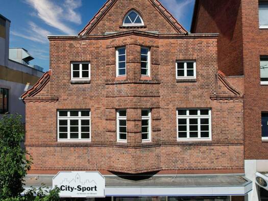 Haus zum Kauf 1.490.000 € 8 Zimmer 220 m² 590 m² Grundstück Winsen Winsen (Luhe) 21423