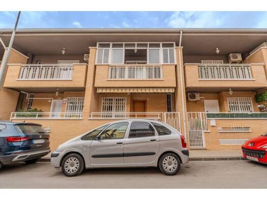 Reihenhaus zum Kauf 295.000 € 4 Zimmer 220 m² >Calle Corazón de Jesús > Murcia 30012
