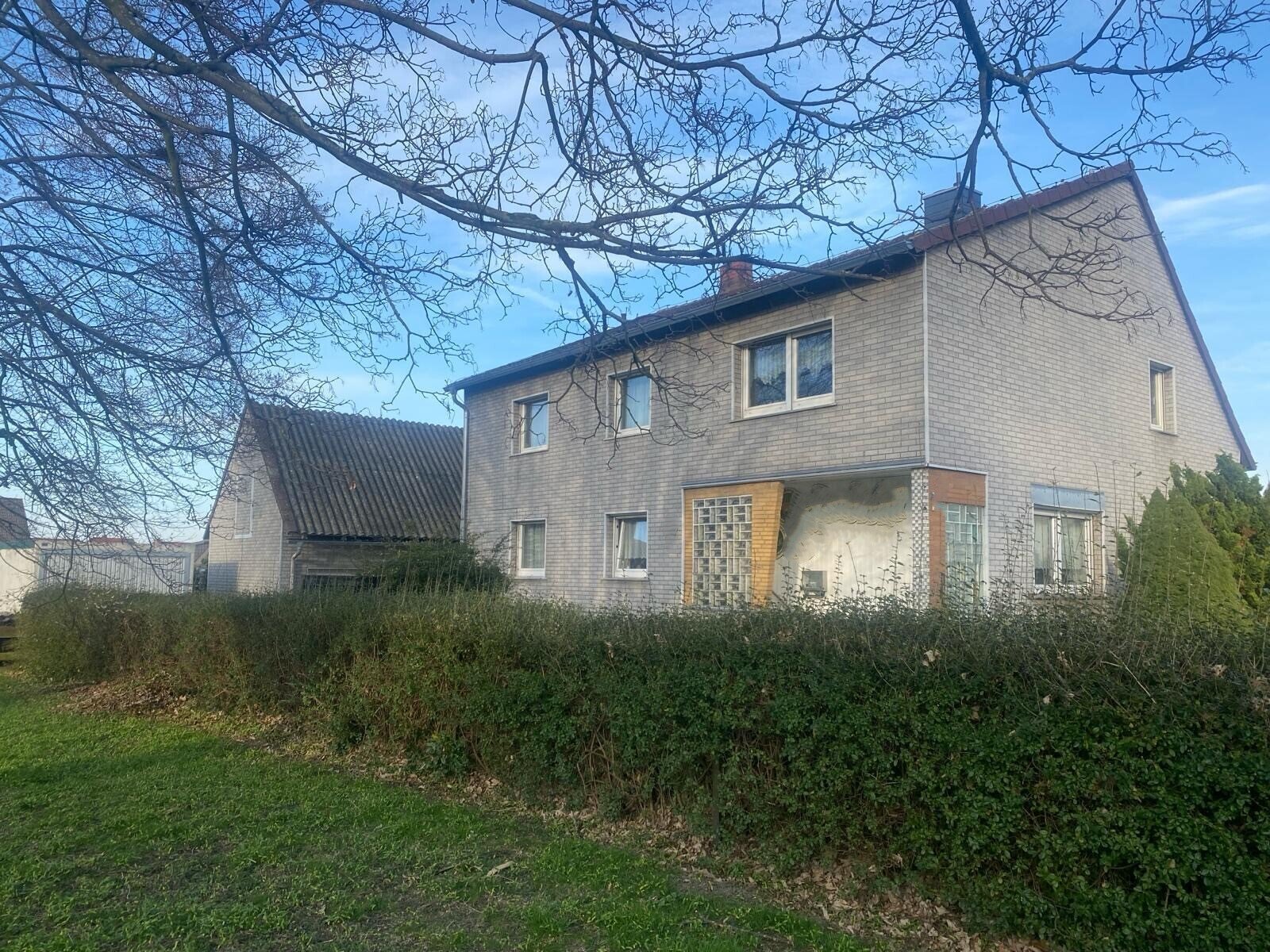 Mehrfamilienhaus zum Kauf 269.500 € 8 Zimmer 170 m²<br/>Wohnfläche 1.356 m²<br/>Grundstück ab sofort<br/>Verfügbarkeit Woltwiesche Lengede 38268