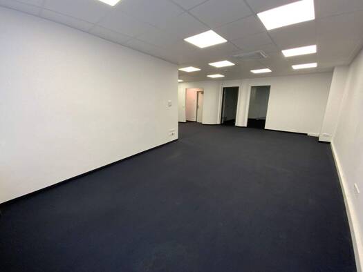 Büro zur Miete provisionsfrei 10,93 € 4 Zimmer 118,9 m² Bürofläche Karlstr. 11/Steingasse Innenstadt Augsburg 86150