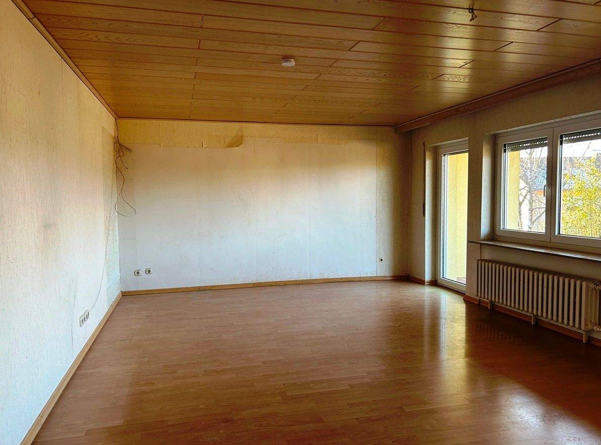 Immobilie in Schonungen - Schonungen OT - SOFORT VERFÜGBAR – Gemütlich wohnen mit schönem Grundstück – optimal für Ihre Familie! - Bild 2