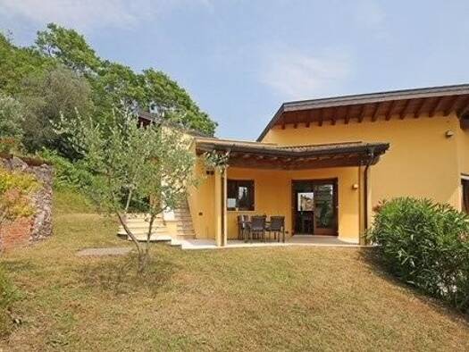 Villa zum Kauf 750.000 € 3 Zimmer 240 m² 800 m² Grundstück frei ab sofort Toscolano-Maderno 25088