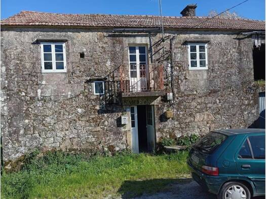 Villa zum Kauf 65.000 € 1 Zimmer 200 m² 2.000 m² Grundstück A Estrada 36687