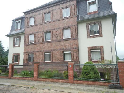 Wohnung zur Miete 400 € 3 Zimmer 68 m² Geschoss EG/1 frei ab 01.10.2025 Zeppelinstraße 21 Werdau 08412