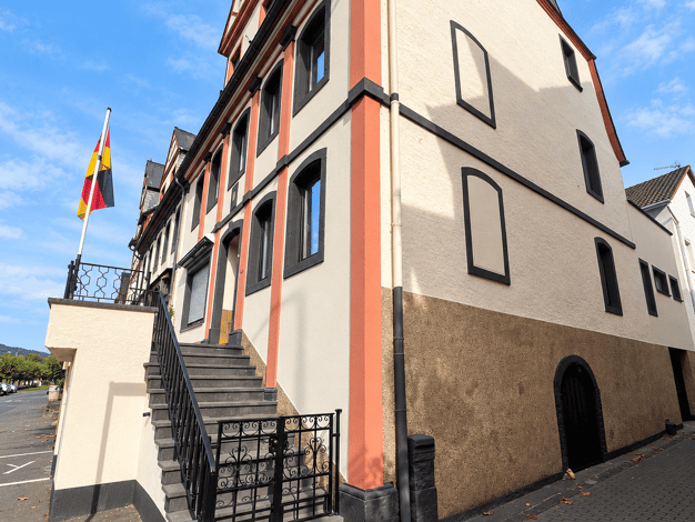 Hotel zum Kauf 595.000 € 13 Zimmer 365 m² Gastrofläche 190 m² Grundstück Leutesdorf 56599