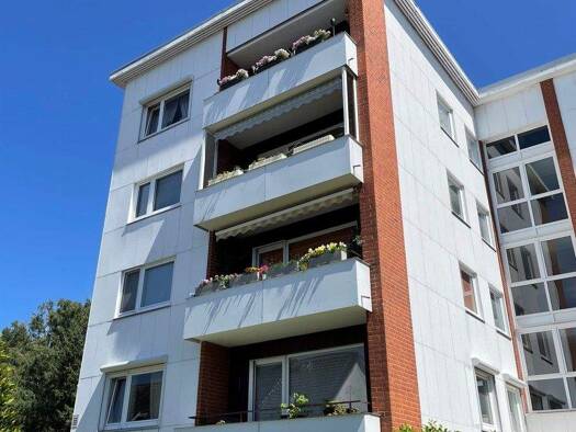 Wohnung zur Miete 805 € 3 Zimmer 77,7 m² 3. Geschoss Neu Wulmstorf 21629