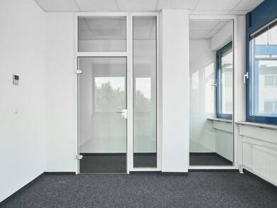 Bürofläche zur Miete provisionsfrei 10,50 € 597 m² Bürofläche teilbar ab 208 m² Hausen Frankfurt am Main 60488