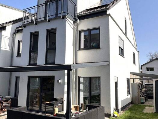 Reihenendhaus zum Kauf 985.000 € 6,5 Zimmer 230 m² 326 m² Grundstück Heusenstamm 63150