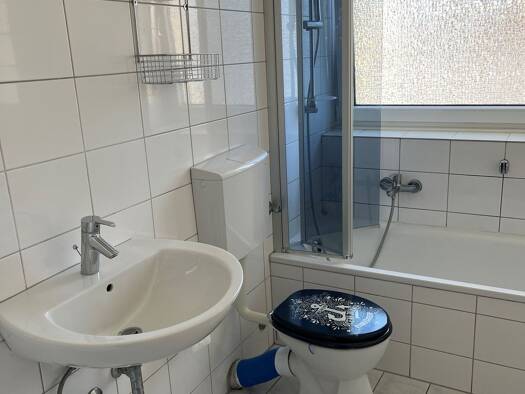 Wohnung zur Miete 630 € 4 Zimmer 87 m² 2. Geschoss frei ab sofort Heinrich Str. 10 Burbach Saarbrücken 66115