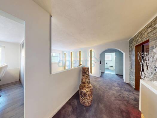 Wohnung zum Kauf 380.000 € 4 Zimmer 125,5 m² 1. Geschoss frei ab sofort Schmirn 6154